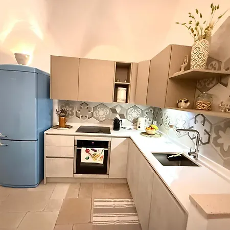 לינה וארוחת בוקר Albadelborgo